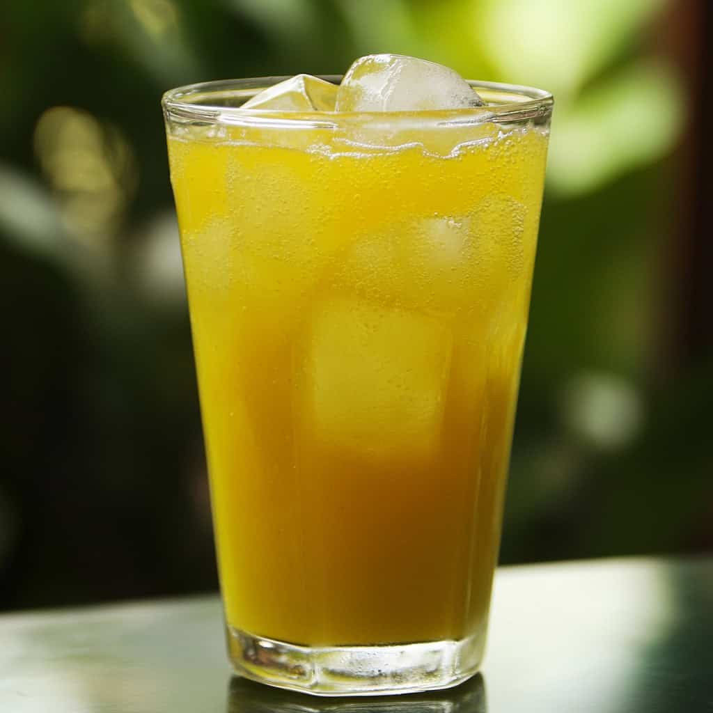 Filipino Calamansi Juice (Kalamansi Juice)