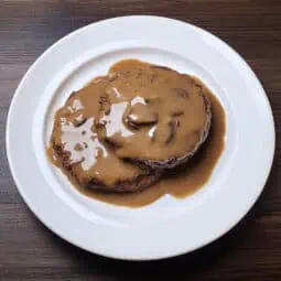 Filipino Burger Steak (Burger Steak sa Mushroom Gravy)