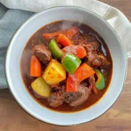 Filipino Beef Afritada (Afritadang Baka)