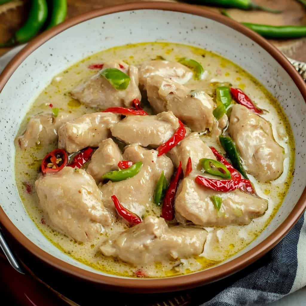 Chicken Bicol Express (Manok na Bicol Express)