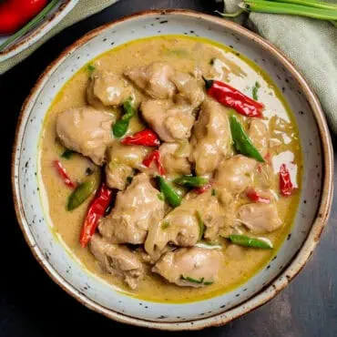 Chicken Bicol Express (Manok na Bicol Express)