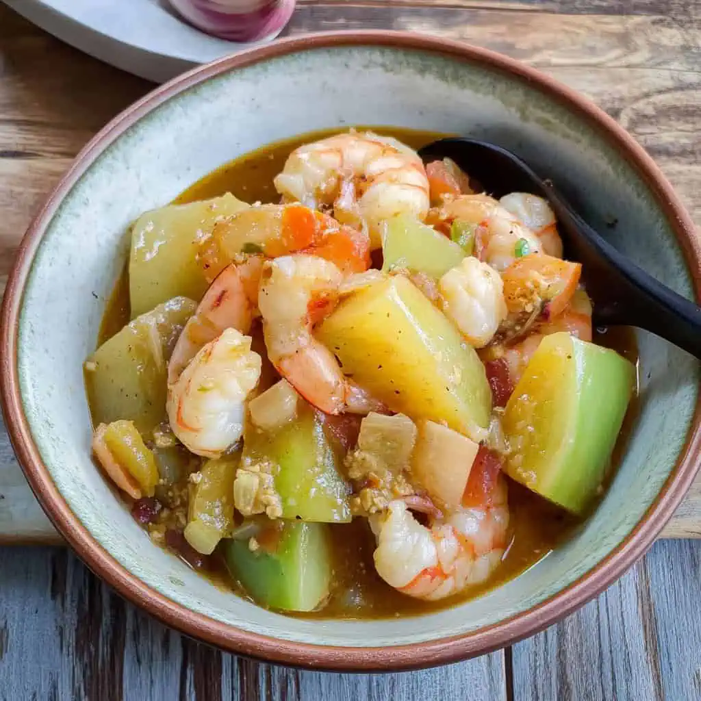 Ginisang Upo at Hipon (Filipino Bottle Gourd and Shrimp Stir-fry)