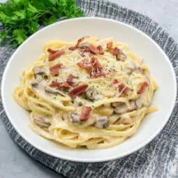 Filipino Style Creamy Carbonara (Pinoy Style)