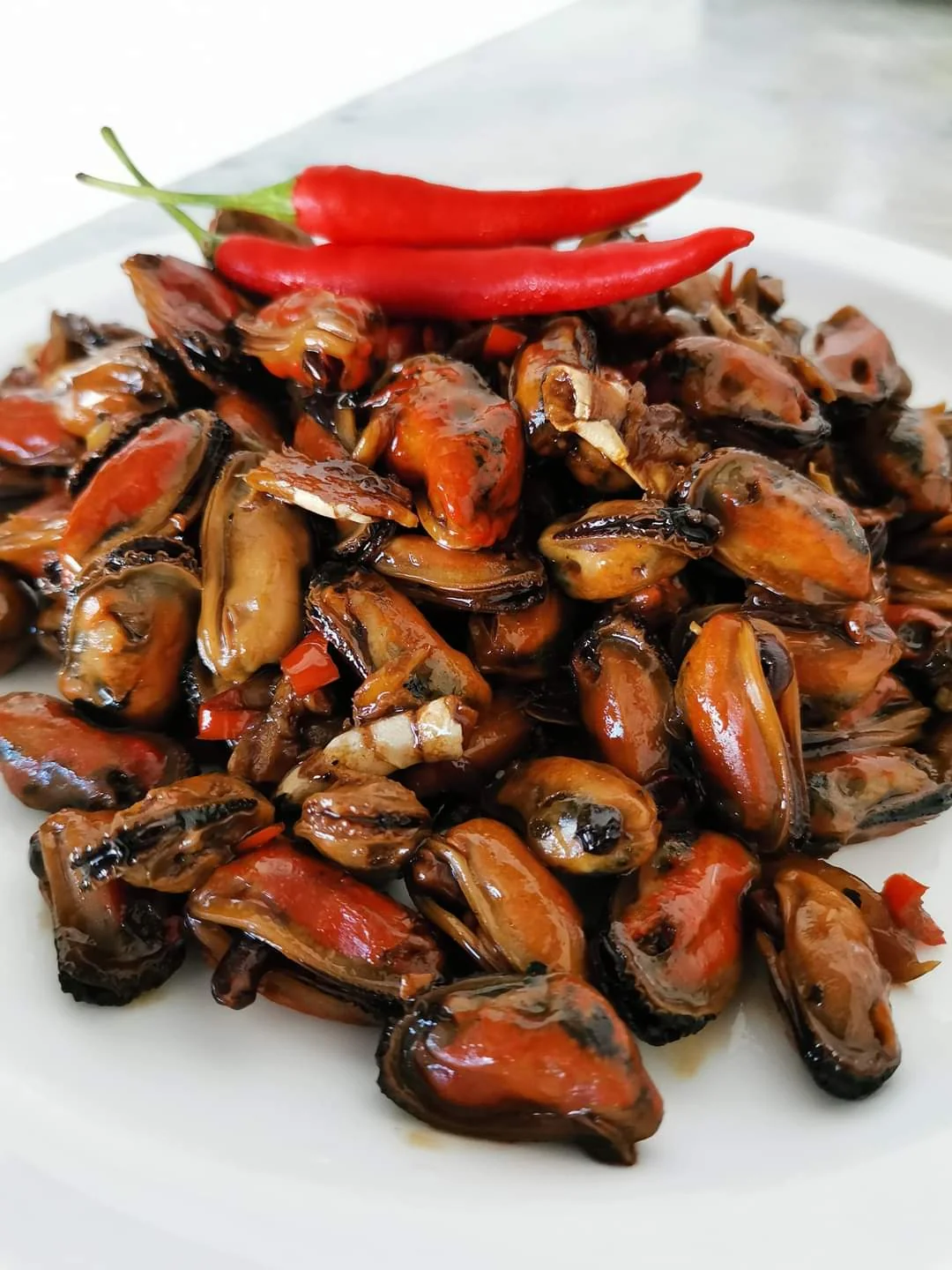  Adobong Tahong (Filipino Mussels Adobo)