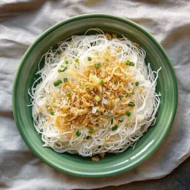 Pancit Puti (Filipino White Noodles)