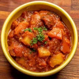 https://kusinasecrets.com/vegan-filipino-kaldereta/
