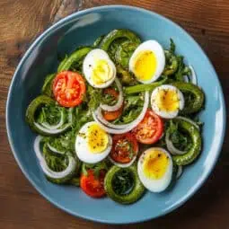 Ensaladang Pako (Filipino Fiddlehead Fern Salad)
