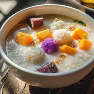 Ginataang Bilo Bilo (Sticky Rice Balls in Coconut Milk)
