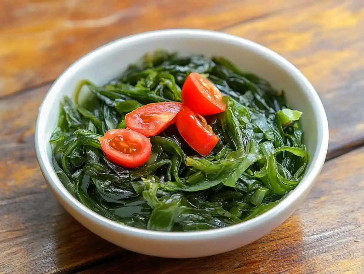 Ensaladang Guso (Filipino Seaweed Salad)