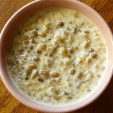 Ginataang Minatamis na Munggo (Sweet Mung Bean in Coconut Milk)