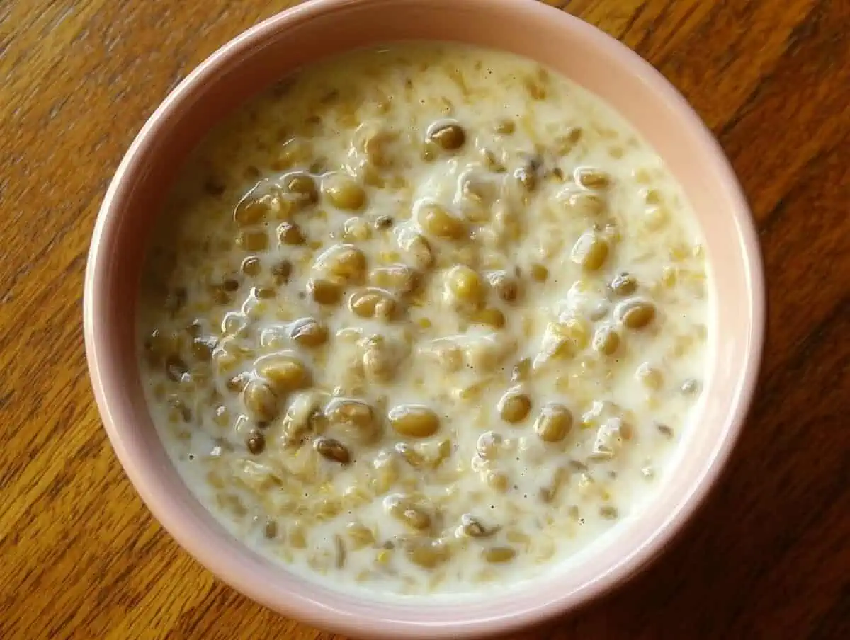Ginataang Minatamis na Munggo (Sweet Mung Bean in Coconut Milk)