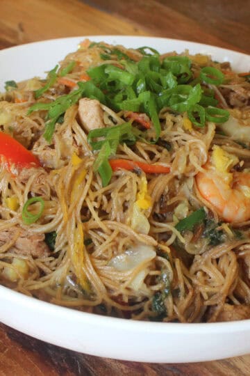 Pancit Bam-i