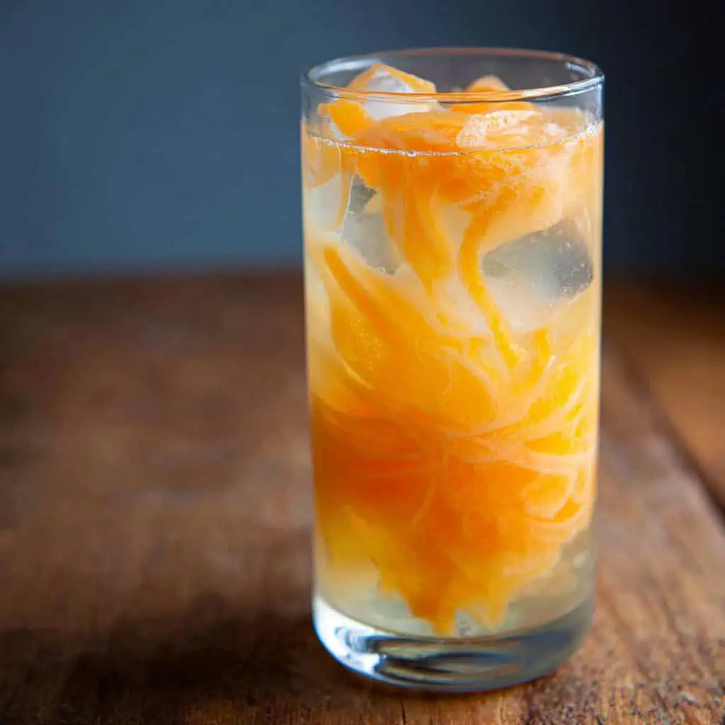 Melon sa Malamig (Filipino Melon Drink)